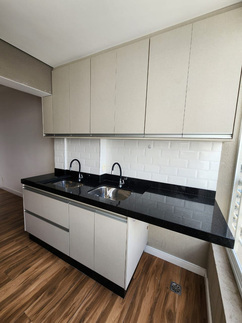 Apartamento - Av. Kennedy