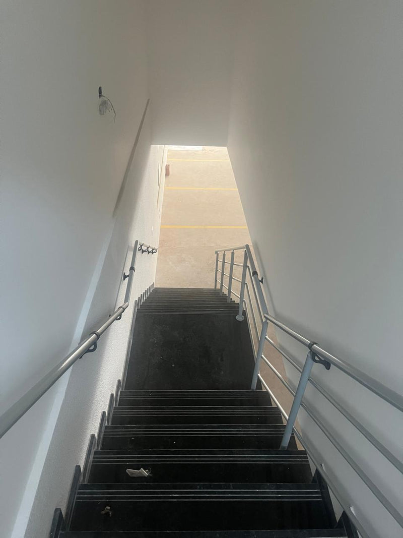 Prédio Comercial - Rua das Hortências