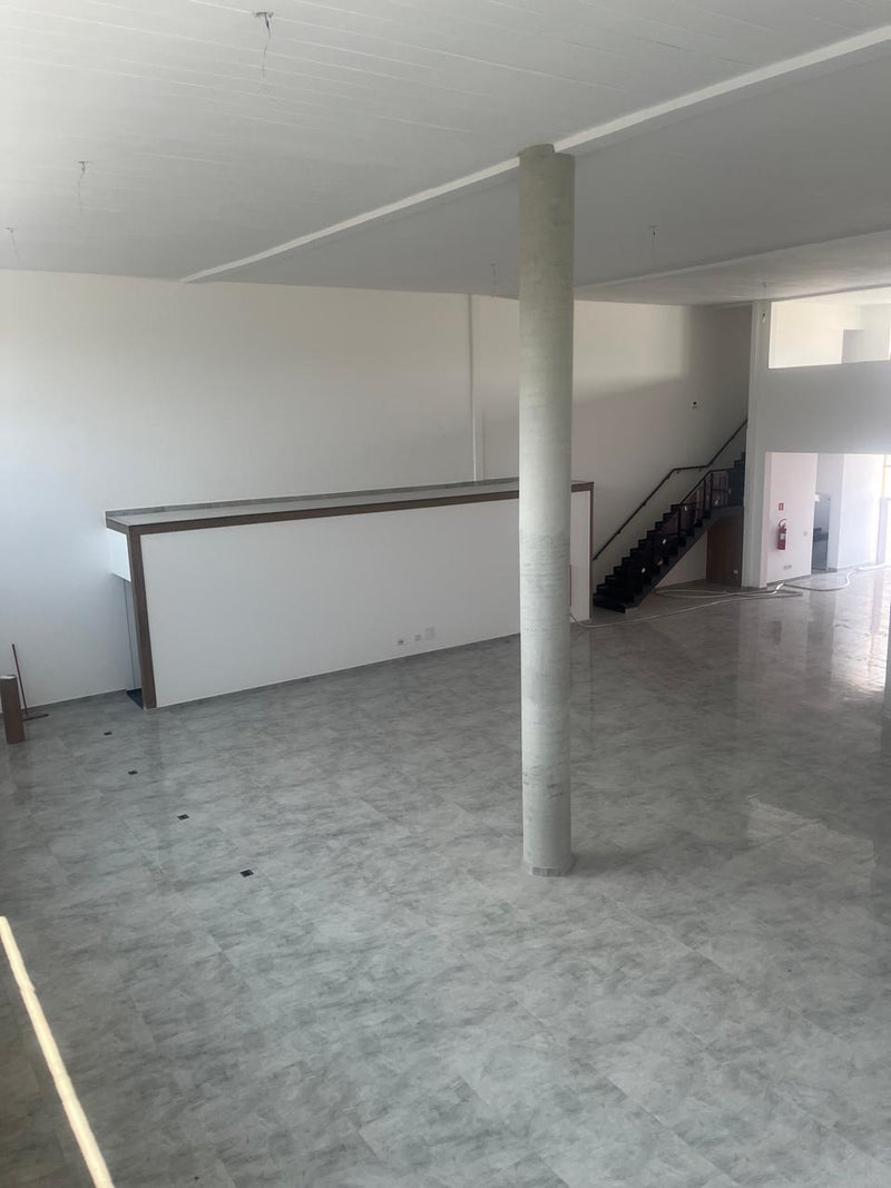 Prédio Comercial - Rua das Hortências