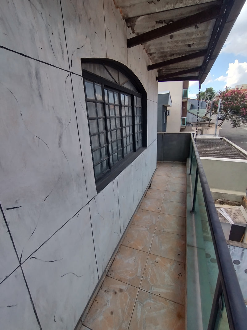 ALUGAMOS MAIS UM ✅   Sobrado no Camilópolis independente