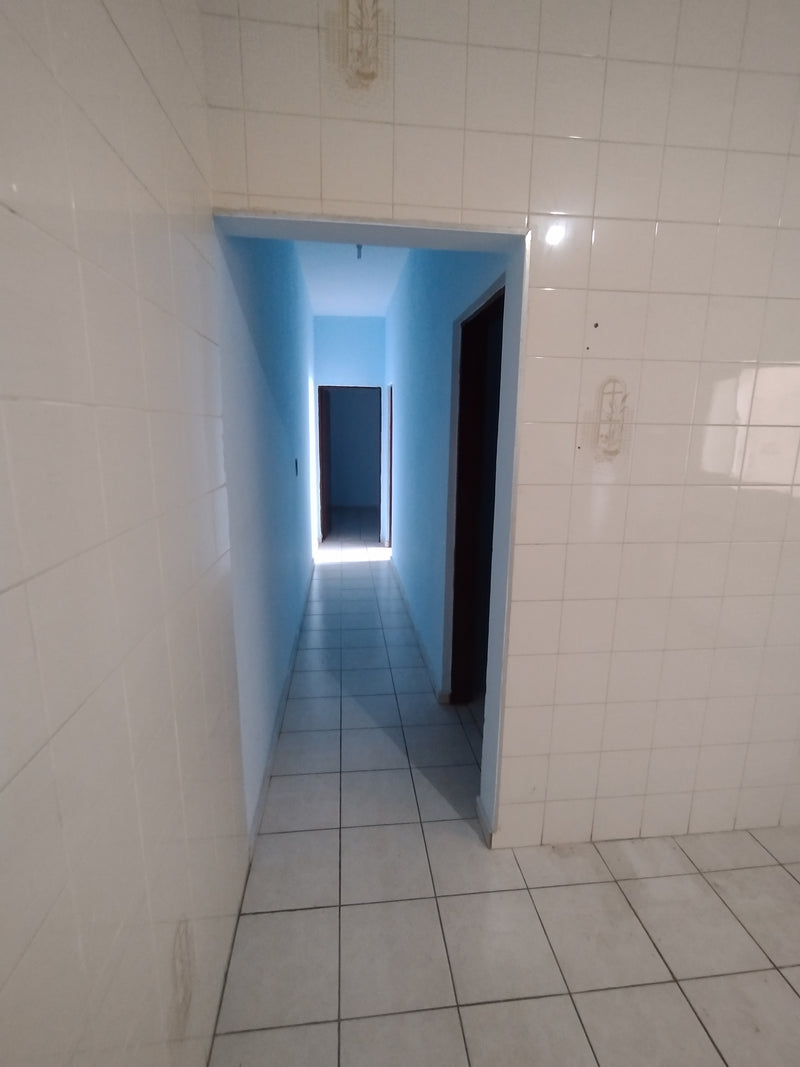 Casa com dois dormitórios na vila João Ramalho