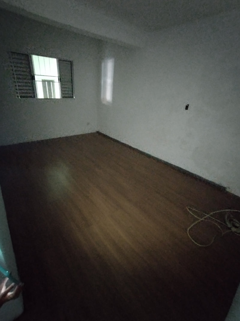 ALUGAMOS MAIS UM ✅.          Casa independente com dois cômodos, lavanderia e uma vaga no Capuava