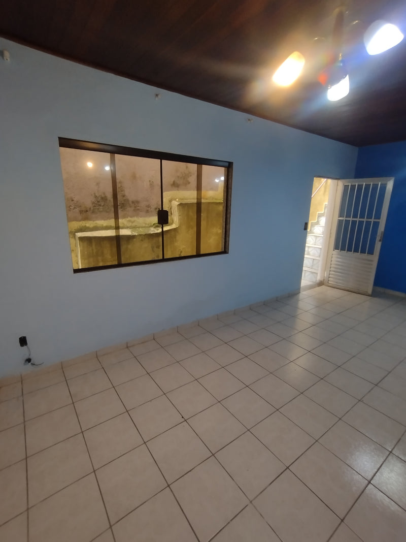 Casa com dois dormitórios na vila João Ramalho